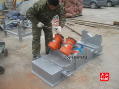 塑料顆粒直線(xiàn)振動(dòng)篩 塑料顆粒直線(xiàn)振動(dòng)篩